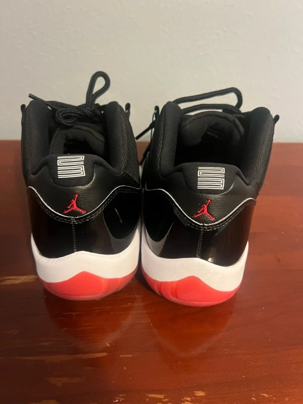 Jordan Men's Athletic Shoes Retro 11 low 2025 worn 1 time